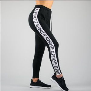 BNWT Alphalete Statement Jogger